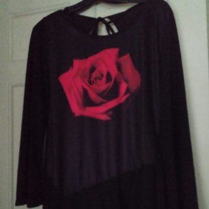 Tree Black Oriental design large rose long sleeve top with keyhole back size xl